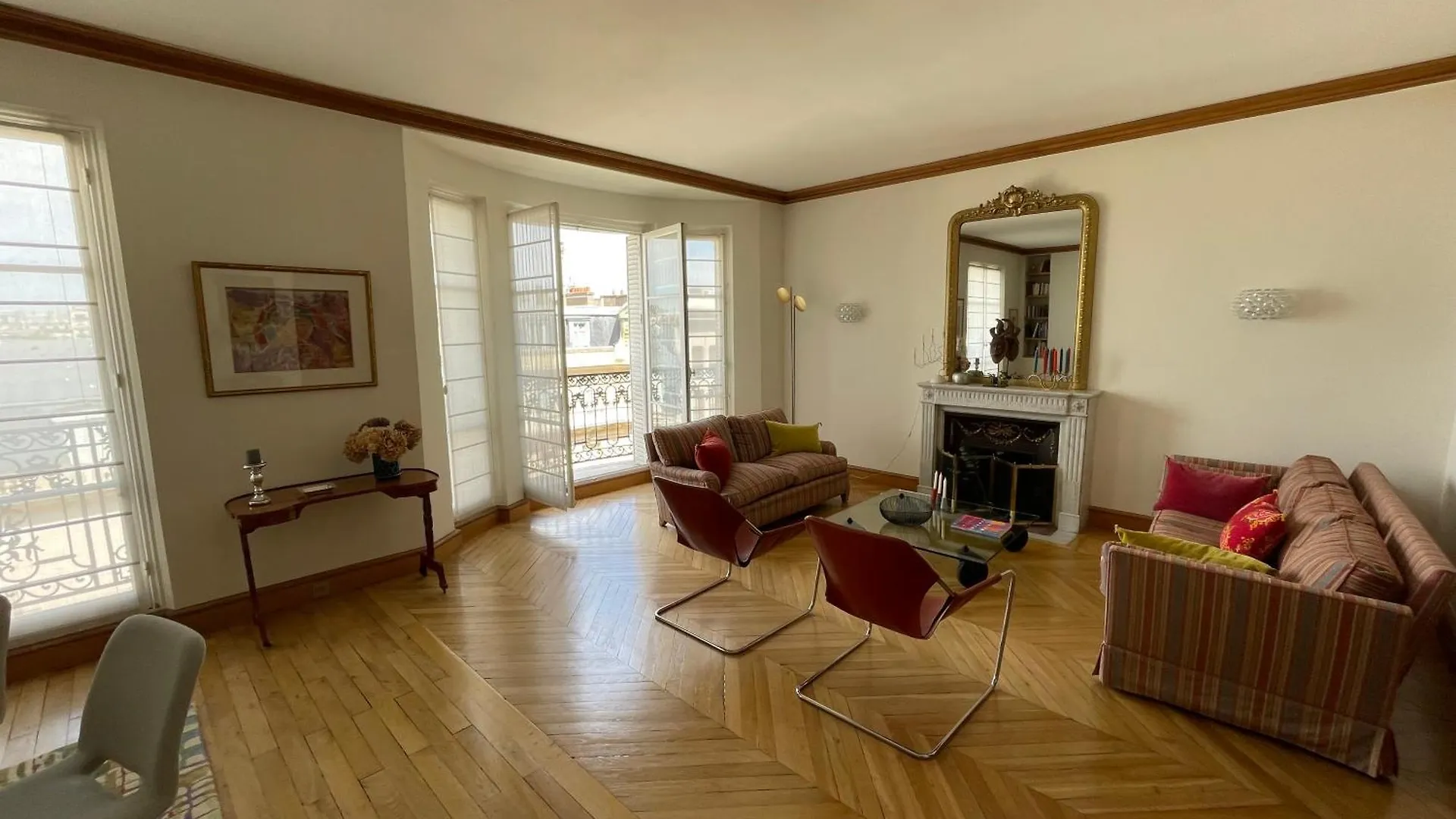 Le Floquet Eiffel Apartment Paris France