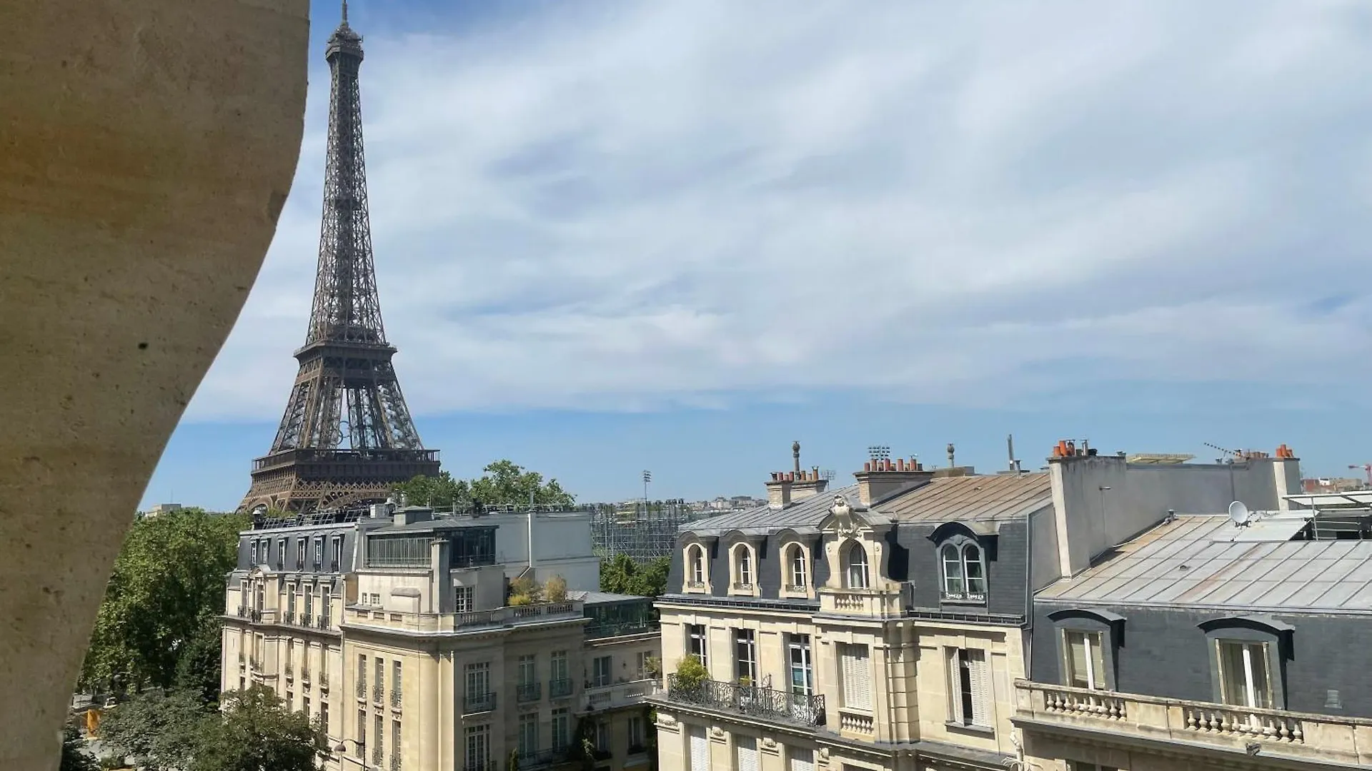 Le Floquet Eiffel Apartment Paris