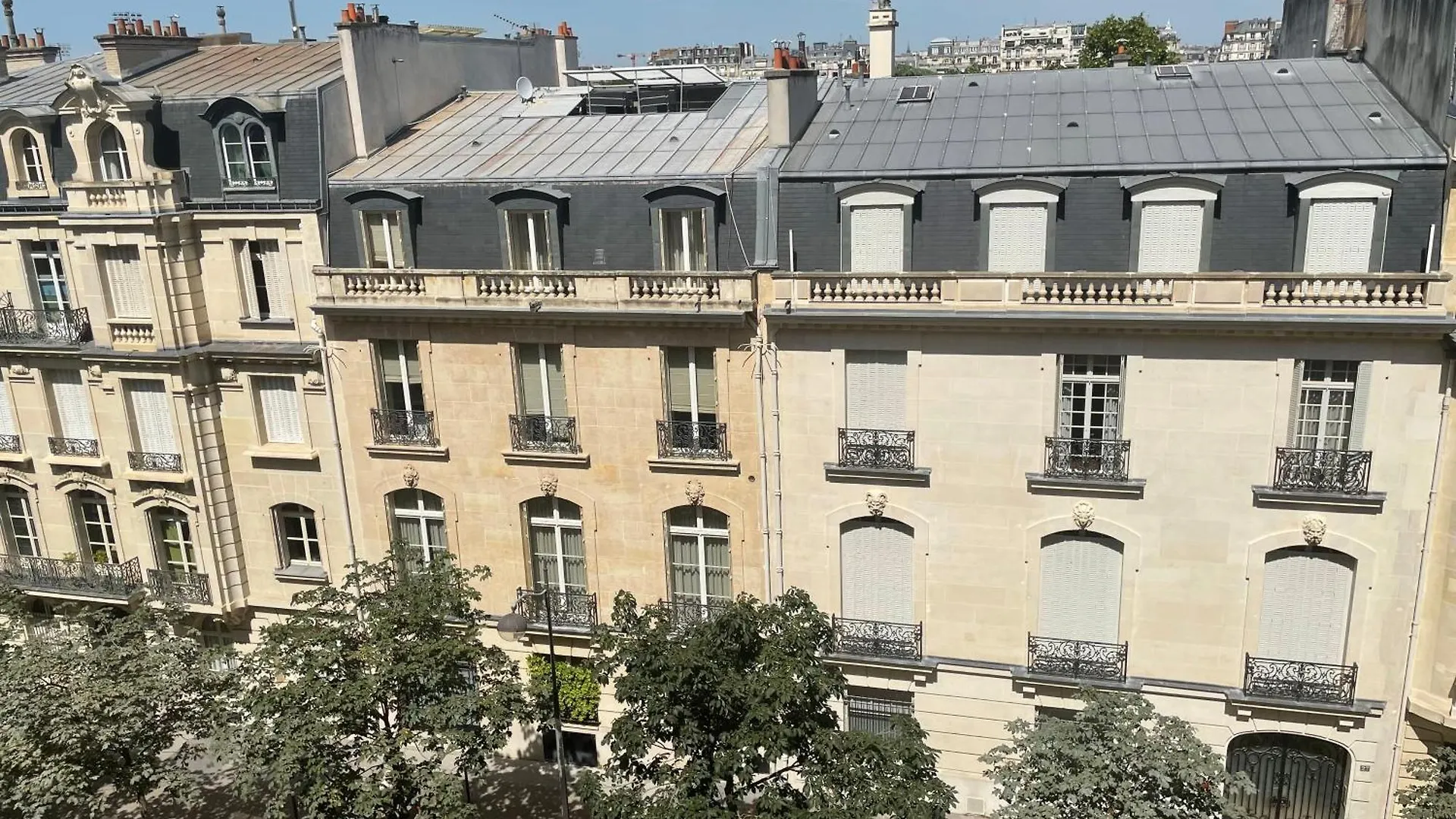 Le Floquet Eiffel Apartment Paris France